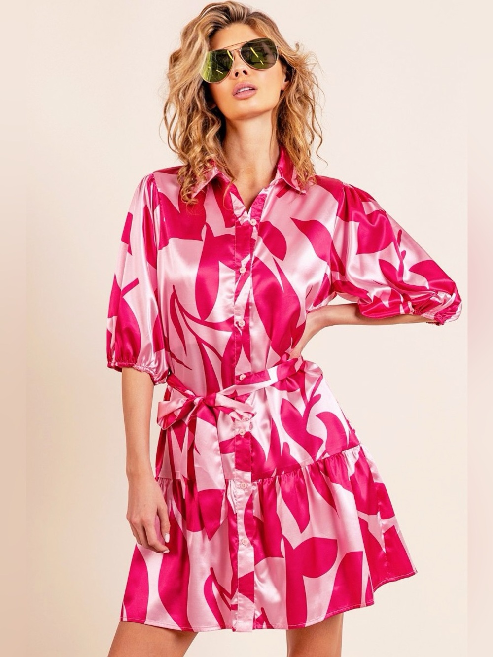 💗Hello Gorgeous! BiBi Leaf Pattern Collared Satin Dress - Picture 2 of 8